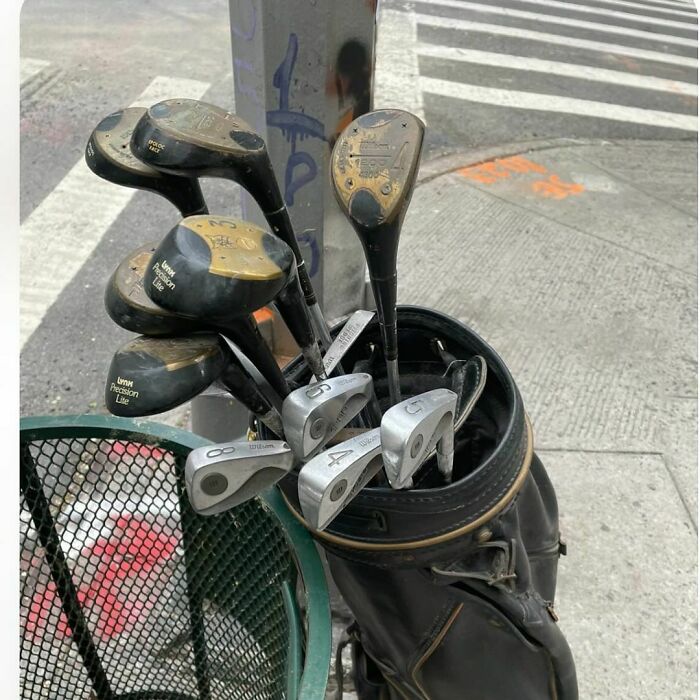 Recycled-Treasure-Stooping-NYC-Pics