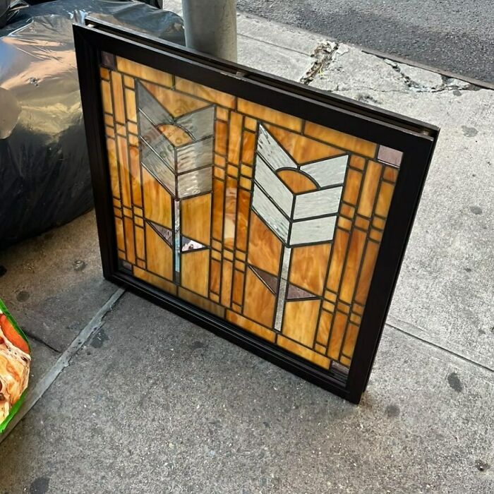 Recycled-Treasure-Stooping-NYC-Pics