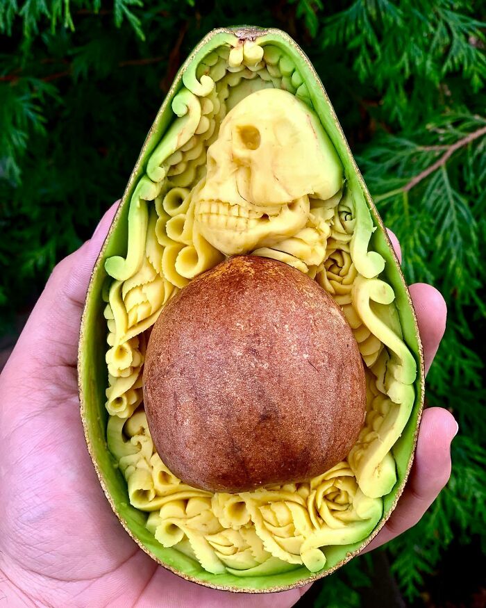 From Avocado To Art: The Magical World Of Daniele Barresi's Food Carvings (New Pics)