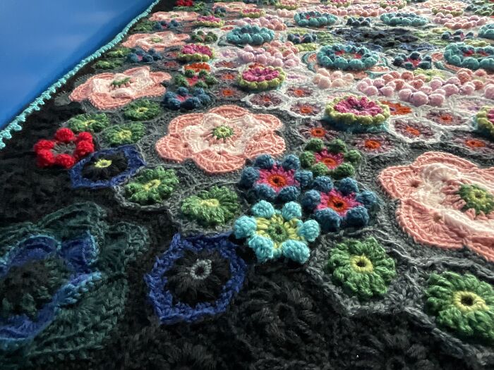 Wallflowers By The Mercerie Amazing Designer