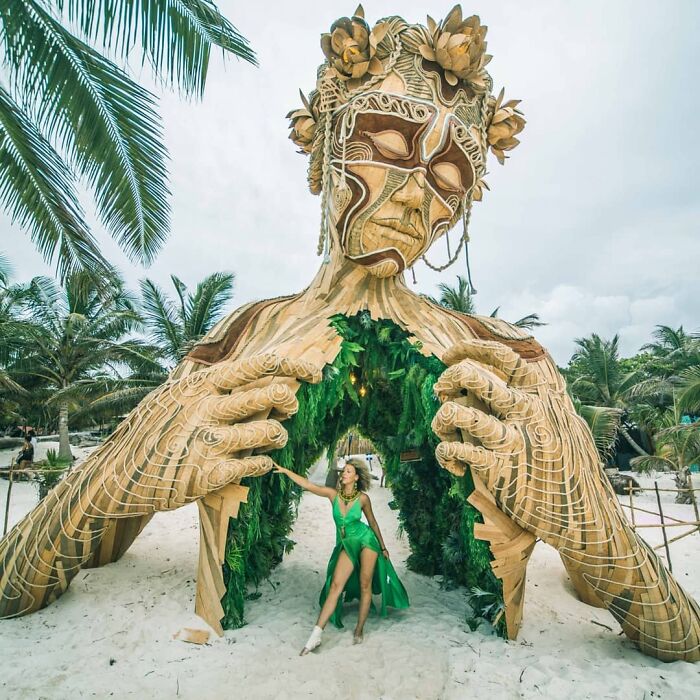 Larger-Than-Life Marvels: Exploring Daniel Popper's Monumental Sculptures