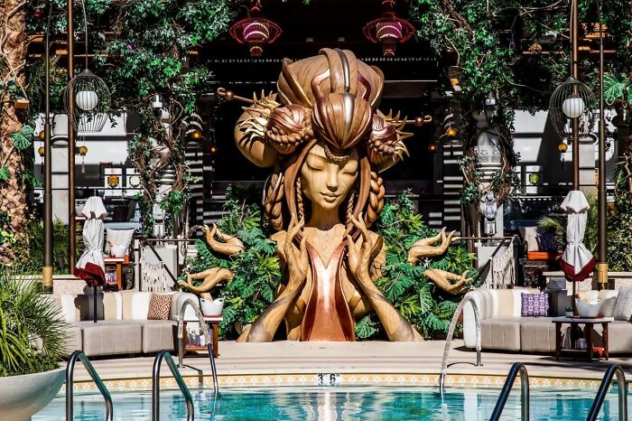 Larger-Than-Life Marvels: Exploring Daniel Popper's Monumental Sculptures