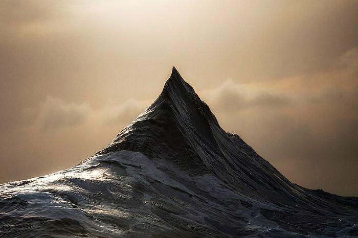 Ray Collins: Capturing The Ocean's Power And Fragility Through His Lens