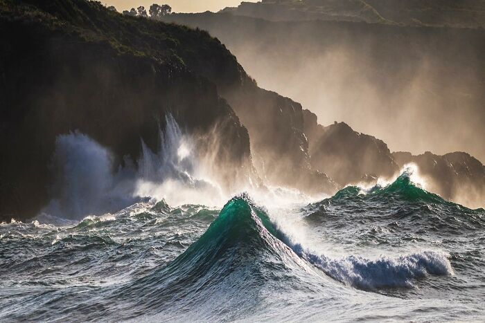 Ray Collins: Capturing The Ocean's Power And Fragility Through His Lens