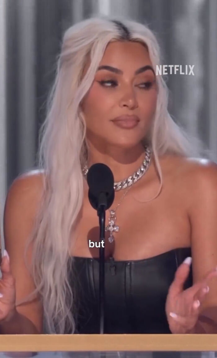 Kim Kardashian &ldquo;Mercilessly Booed&rdquo; During Tom Brady Roast, Netflix Edits Scene Out