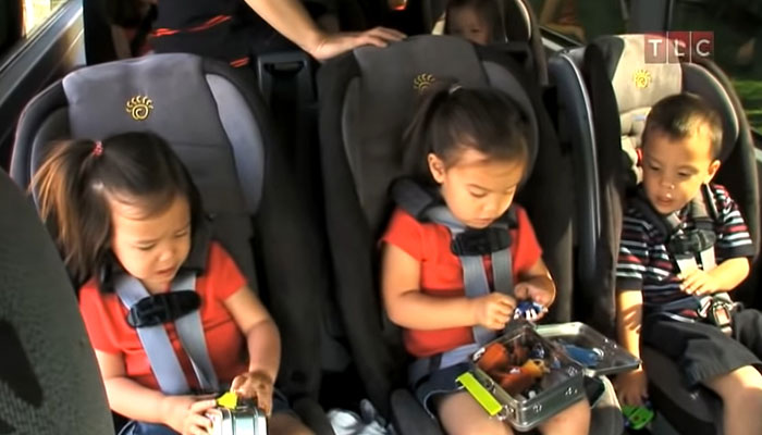 Kate Gosselin Shares Pic Of Sextuplets For Their 20th Birthday, But Fans Note Painful Implication