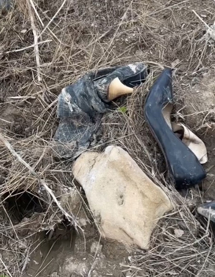 Man Warned To &ldquo;Be Careful&rdquo; After He Starts Investigating Women&rsquo;s Shoes Found In Colorado Desert