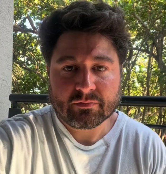 Ex-Husband Reveals Mom&rsquo;s Dark Past After Tearful B-Day Cake Video Went Viral