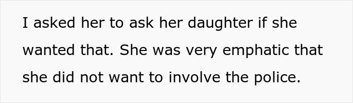 Woman Gets Slapped At A Wedding For Trying To Lift 16 Y.O. Boy&rsquo;s Kilt, Plays The Victim