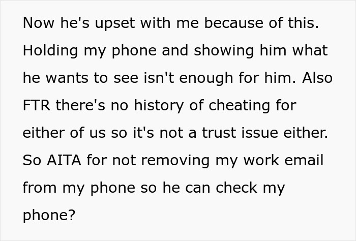 Woman Refuses To Risk Her Job So BF Can Check Her Phone At All Times As A &lsquo;Trust Gesture&rsquo;