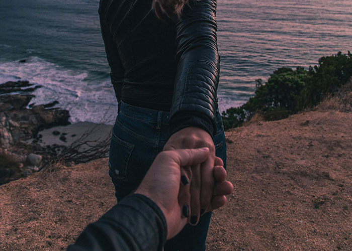 30 People Who Refuse To Forgive Their Ex-Friends Share What They Did To Betray Them