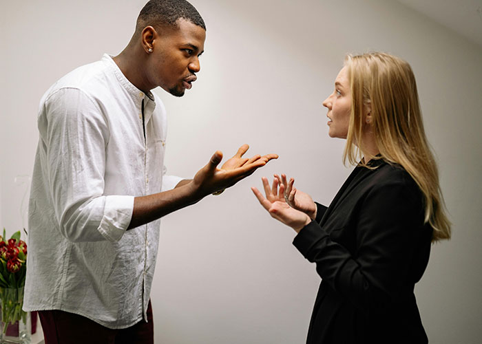 30 People Who Refuse To Forgive Their Ex-Friends Share What They Did To Betray Them