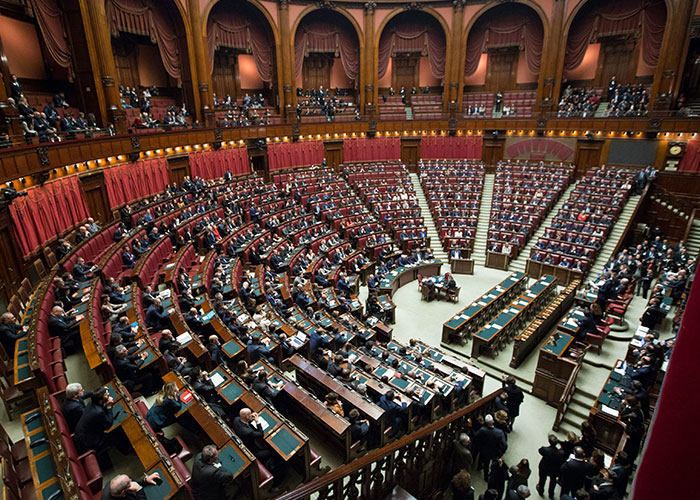 27 People Share The Biggest Scams In History That Are Still Up To This Day