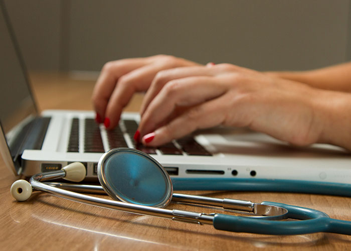 27 People Share The Biggest Scams In History That Are Still Up To This Day