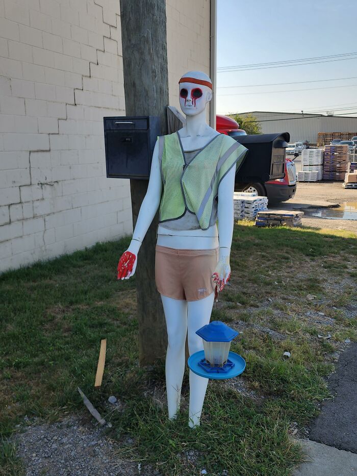 Was Delivering Drywall On A Flatbed And This Was Next To My Truck During Unload. Receivers Had No Explanation As To Why It Was There