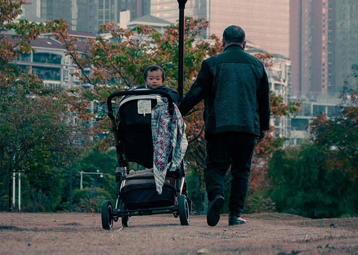 &ldquo;Come And Arrest Him&rdquo;: Boomer Attacks A Dad Because Child Looks Nothing Like Him