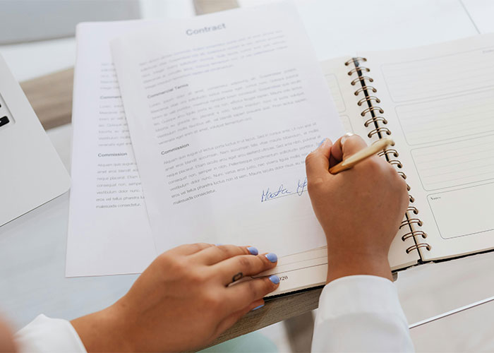 Boss Enforces A Dress Code Without Actually Reading It, Regrets It When Worker Retaliates