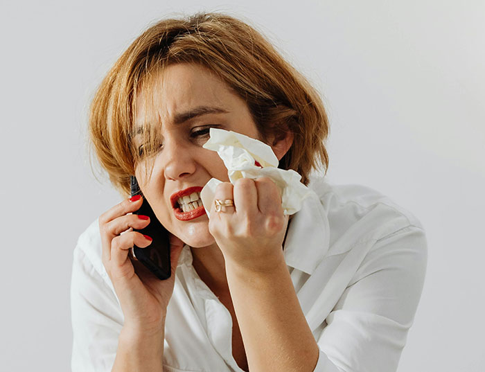 Man Is Extremely Hurt By Daughter Saying She Likes Mom's New BF Better, Removes Her From His Life