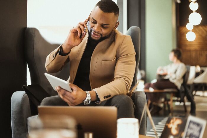 50 Awkward Questions That Made People Laugh Uncomfortably