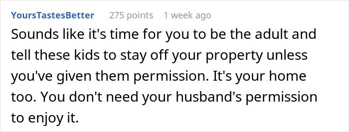 Woman Left Fuming After Neighborhood Kids Invade Her Private Backyard Playset