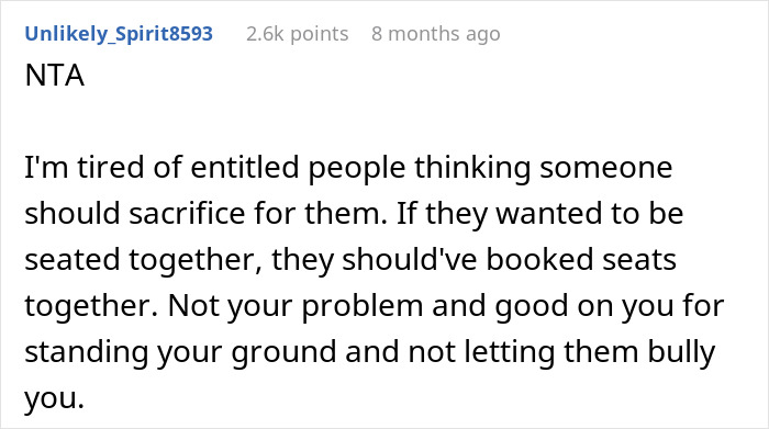 Passengers Unite Against Woman Who Wouldn't Give Up Her Aisle Seat For Family Of Five Passengers Unite Against Woman Who Wouldn't Give Up Her Aisle Seat For Family Of Five