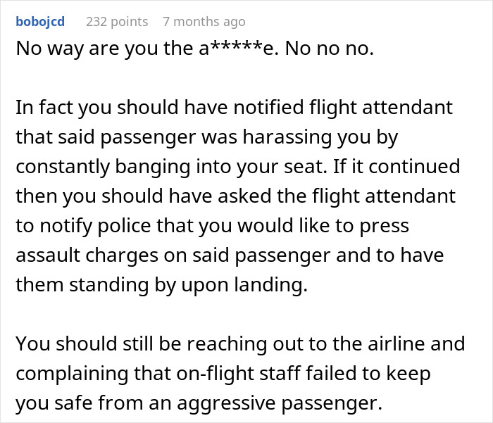 Woman Calls Flight Attendants After 6&rsquo;4&rdquo; Tall Guy Wouldn&rsquo;t Take No For An Answer To Swapping Seats