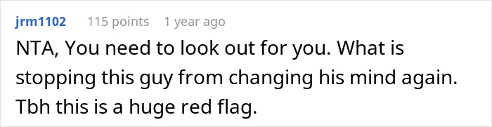 Man Lets Friends Convince Him That GF Is A Gold Digger And Demands $2.5k Rent, Ends Up Single