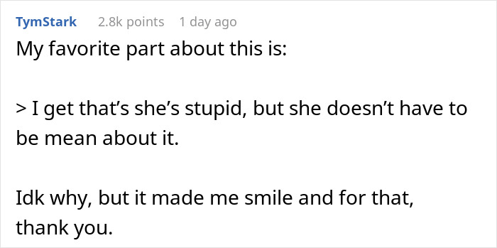 Woman Is Rude About Guy Being In Her Plane Seat, Gets Real Quiet After She's Asked To Move Woman Is Rude About Guy Being In Her Plane Seat, Gets Real Quiet After She's Asked To Move