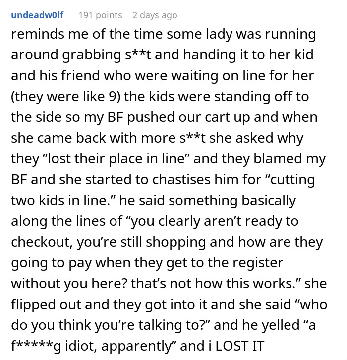 Man Ruins Karen's Day Without Saying A Word After She Tries To Push Past Him To Skip The Line Man Ruins Karen's Day Without Saying A Word After She Tries To Push Past Him To Skip The Line