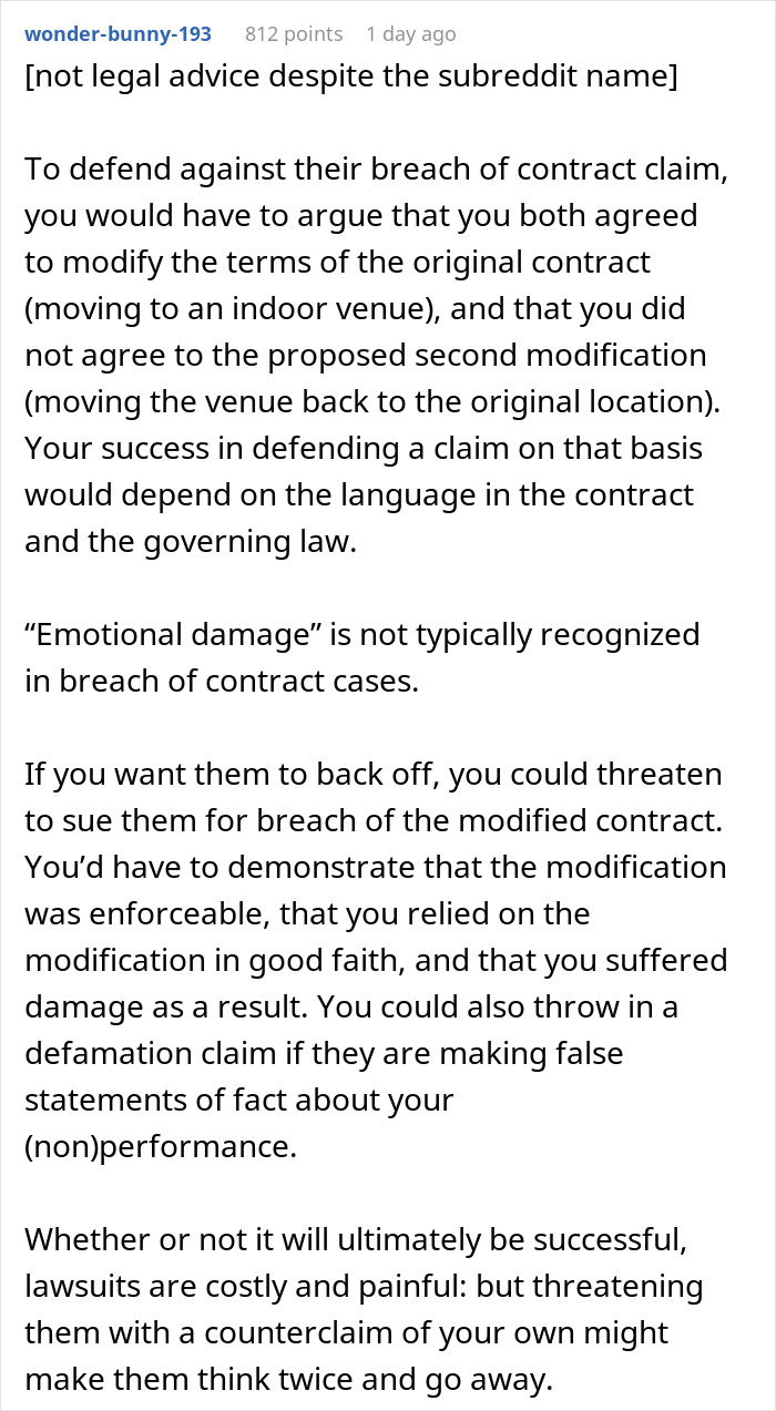 "They Want To Sue Me Now": Photographer Doesn't Show Up To Wedding "They Want To Sue Me Now": Photographer Doesn't Show Up To Wedding