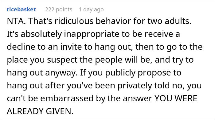 Lake Neighbors Keep Showing Up Uninvited, Woman Finally Loses It, Gets Called Rude Lake Neighbors Keep Showing Up Uninvited, Woman Finally Loses It, Gets Called Rude