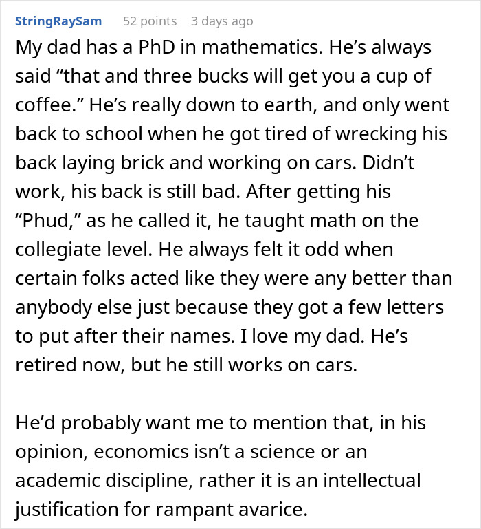 Employee Suspects Dumb Former Boss Couldn&rsquo;t Possibly Have Earned His Degrees, Exposes Him