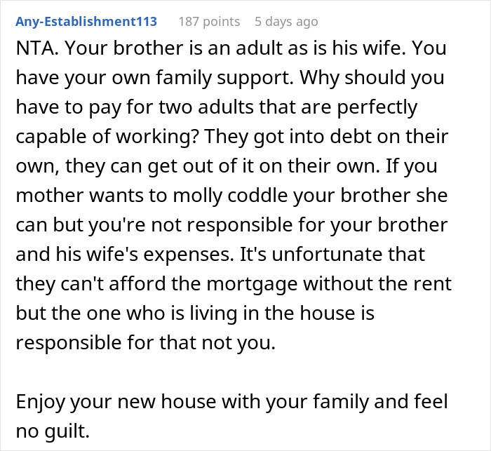 Woman Makes Parents Upset By Moving Out As They Expected Her To Pay Rent For Her Brother Too Woman Makes Parents Upset By Moving Out As They Expected Her To Pay Rent For Her Brother Too