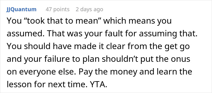 Woman Didn't Drink Alcohol, Refuses To Pay $470 Of Her 'Share' Of Bill, Asks If She's Wrong Woman Didn't Drink Alcohol, Refuses To Pay $470 Of Her 'Share' Of Bill, Asks If She's Wrong