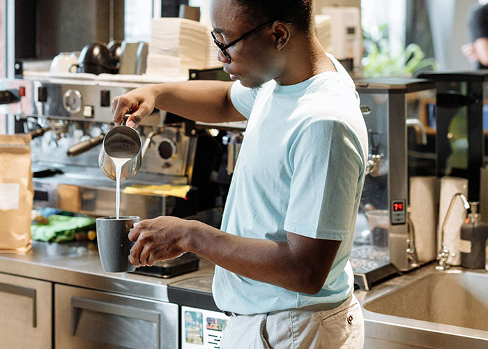 “Would Never Be Okay If The Roles Were Reversed”: 40 Creepy Things Women Say To Men