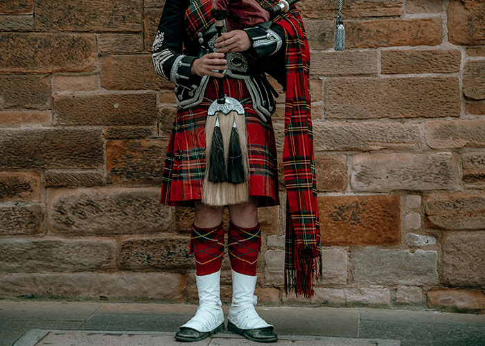 “Would Never Be Okay If The Roles Were Reversed”: 40 Creepy Things Women Say To Men