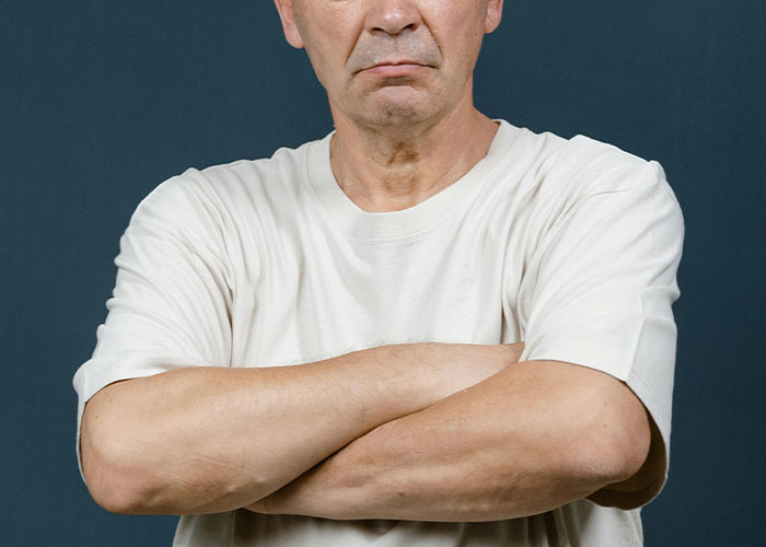 “Would Never Be Okay If The Roles Were Reversed”: 40 Creepy Things Women Say To Men