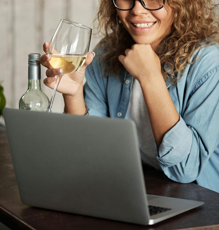 &ldquo;She Wasn&rsquo;t As Anonymous As She Thought&rdquo;: Ex-employee Puts A Stop To Nasty Customer&rsquo;s Harassment