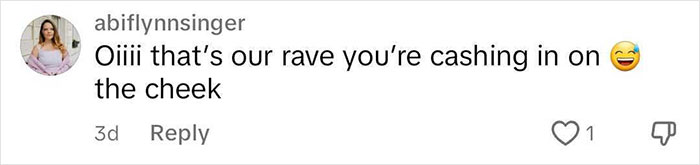 &ldquo;I&rsquo;ll Have A Sausage Roll With A Rave&rdquo;: People Are Amazed By Jam-Packed Party In Small Bakery