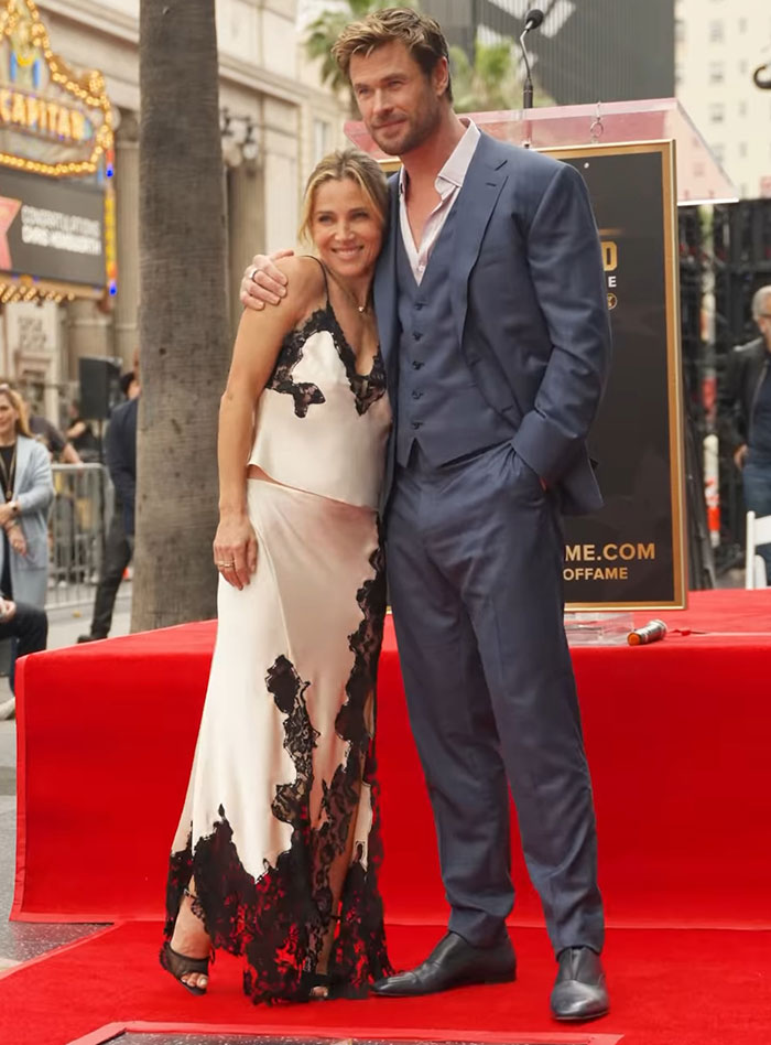 Chris Hemsworth's Wife Slammed For Wearing "Pajamas" To Hollywood Star Event