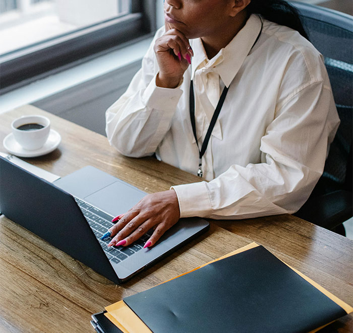 &ldquo;The Entitlement Is Unreal&rdquo;: Woman Steals From Colleagues, Believes She&rsquo;s Doing Nothing Wrong