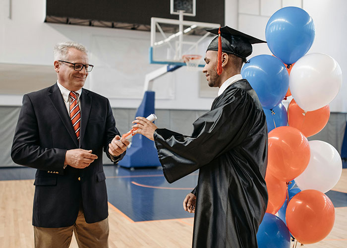 Dad Causes Irreparable Family Rift After Choosing His &ldquo;Little Princess&rdquo; Over Son&rsquo;s Graduation