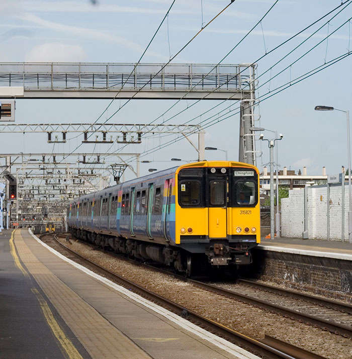 "Tilt-And-Turn Windows": 32 Things Travelers Were Impressed By In Other Countries