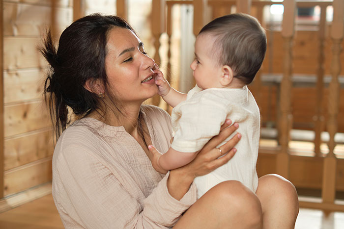 Woman Asks The Internet If She’s Being Used As A Free Babysitter, Gets A Harsh Reality Check Woman Asks The Internet If She’s Being Used As A Free Babysitter, Gets A Harsh Reality Check