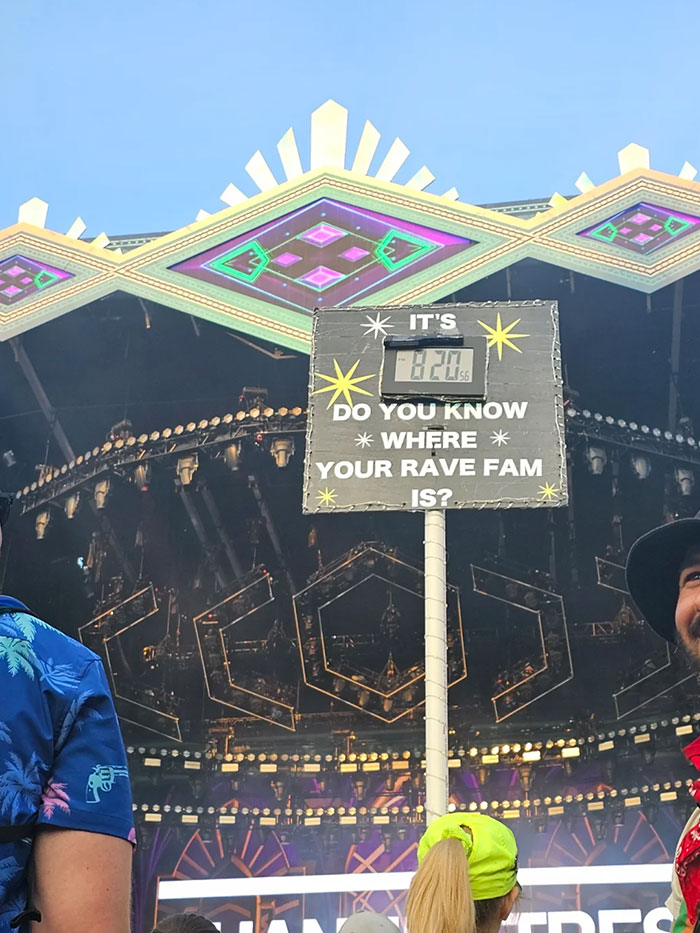 The "What Time Is It" Totem That Had The Actual Time Displayed In Giant LED Numbers