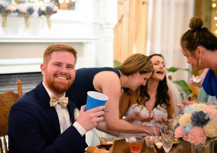 Sister-In-Law Got Married, This Is The Second She Realized She Got BBQ Sauce On Her Dress. Hubby Still Golden