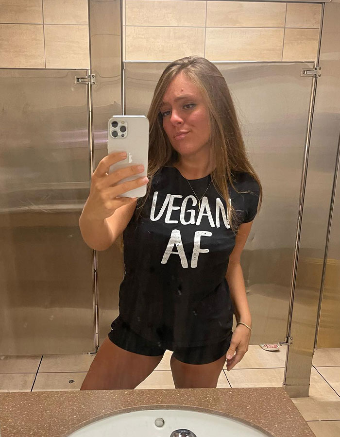 Mother Slammed For Seeking $30k In GoFundMe Campaign After Breaking Down $17k Monthly Expenses