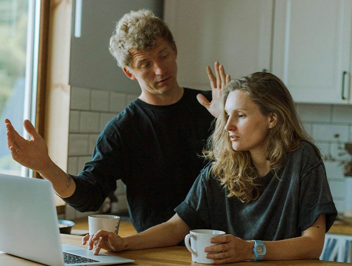 “He’s A Married Man”: Mom Calls Out Son For Being Mad At Sister For Dating His Childhood Ex “He’s A Married Man”: Mom Calls Out Son For Being Mad At Sister For Dating His Childhood Ex