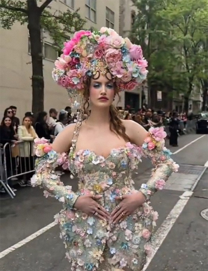 &ldquo;Celebrity Worship Is Over&rdquo;: People Are Blocking Celebs On Social Media Amid Tone Deaf Met Gala