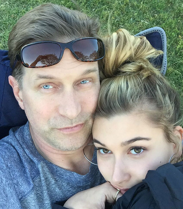 Selena Gomez&rsquo;s Cryptic Post Has Fans Thinking She&rsquo;s Reacting To Justin Bieber&rsquo;s Baby Announcement